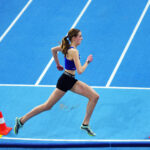 Lieve verbetert in Apeldoorn haar 400m-pr met 1,18 seconde.